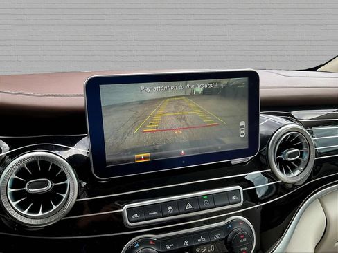 Used 2020 Mercedes-Benz Metris Passenger image 13