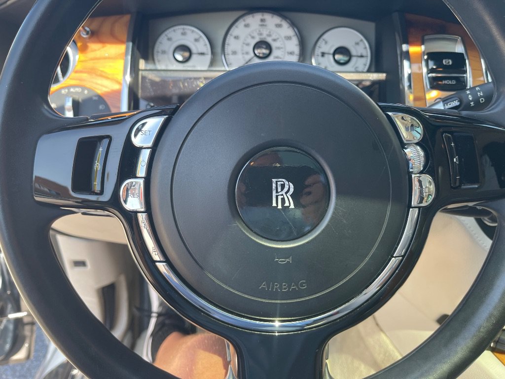 Used 2011 Rolls-Royce Ghost RWD image 24
