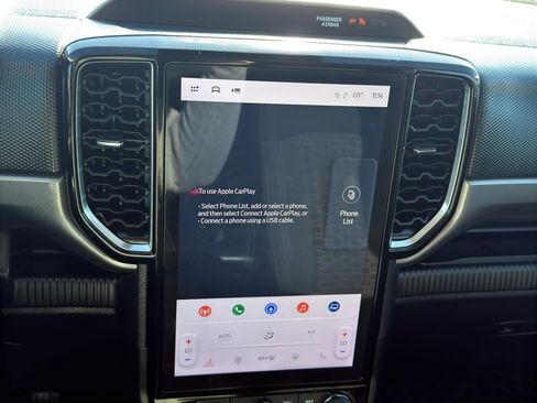 Used 2025 Ford Ranger XLT w/ Equipment Group 301A High image 19