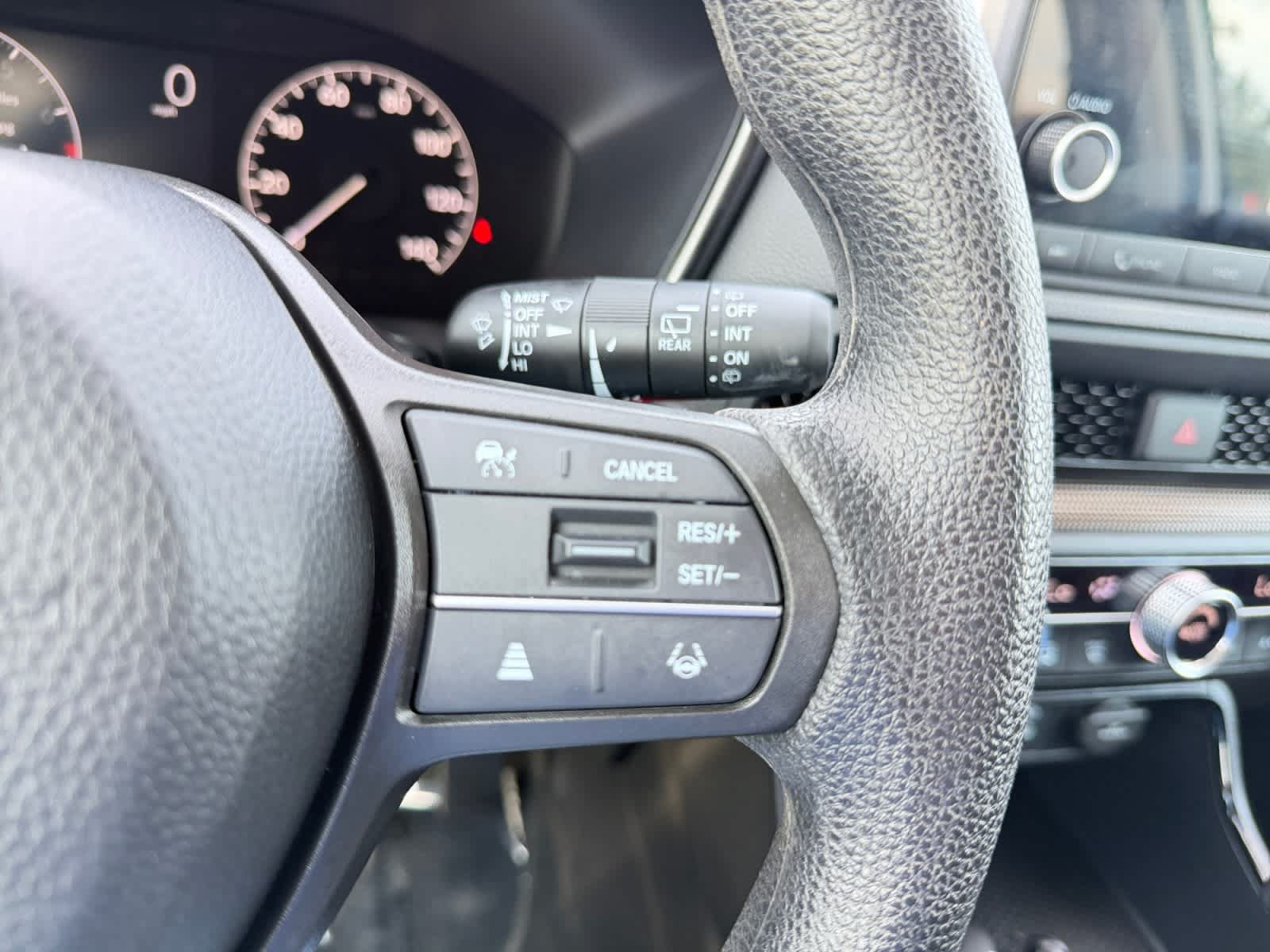 Used 2025 Honda CR-V EX image 23