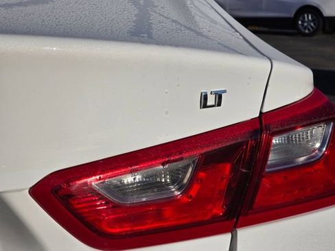 Used 2024 Chevrolet Malibu LT image 11