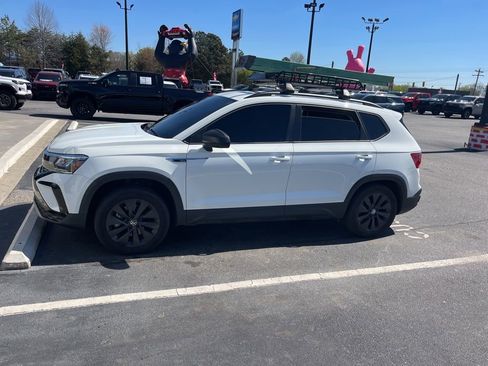 Used 2024 Volkswagen Taos S image 7