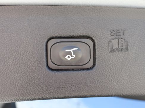 Used 2024 Ford Edge SEL w/ Convenience Package image 28