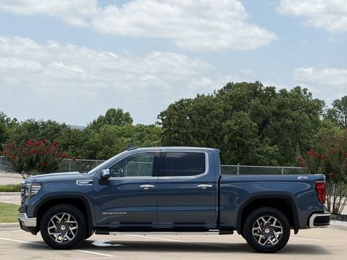 Used 2024 GMC Sierra 1500 SLT AWD/4WD image 3