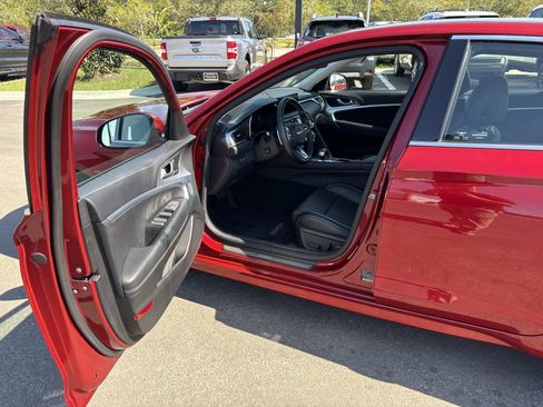 Used 2022 Genesis G70 2.0T w/ Prestige Package image 15