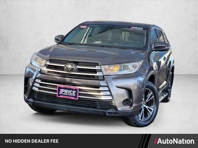 Used 2018 Toyota Highlander LE
