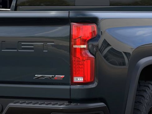 New 2026 Chevrolet Silverado 2500 ZR2 AWD/4WD image 11