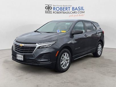 Used 2022 Chevrolet Equinox LS w/ LS Convenience Package