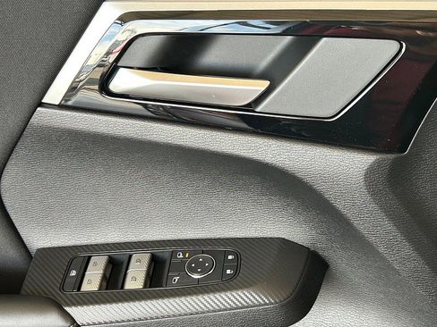 New 2026 Mitsubishi Outlander ES image 16