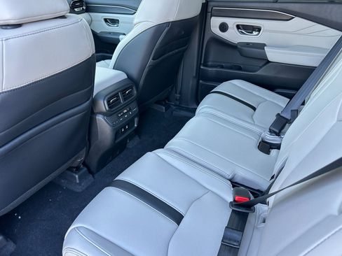 New 2026 Honda Pilot Touring image 21