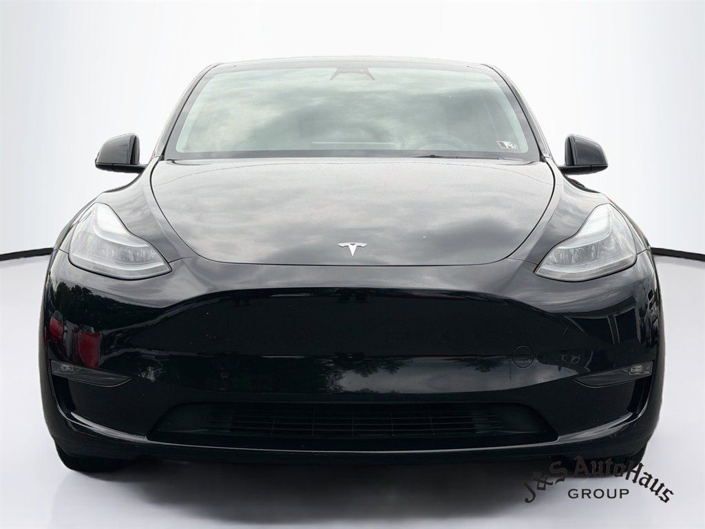 Used 2023 Tesla Model Y Performance AWD/4WD image 2