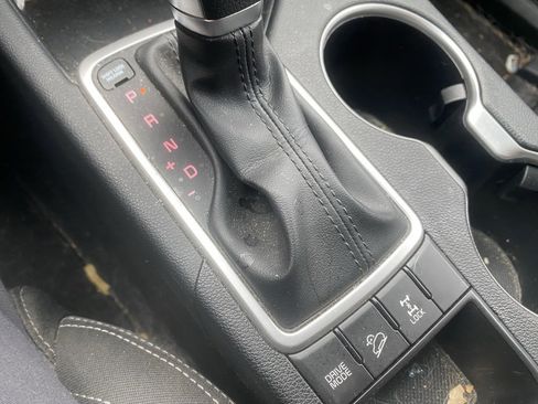 Used 2022 Kia Sportage LX image 17