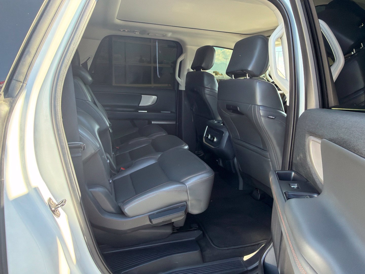 Used 2025 Ford Expedition Max Active AWD/4WD image 23