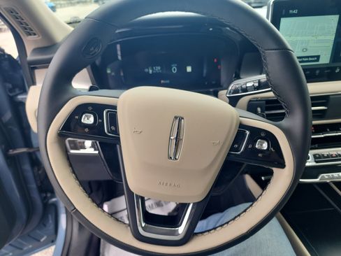 New 2026 Lincoln Corsair Premiere FWD image 37