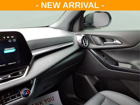 Used 2025 Chevrolet Equinox LT w/ Convenience Package II FWD image 26