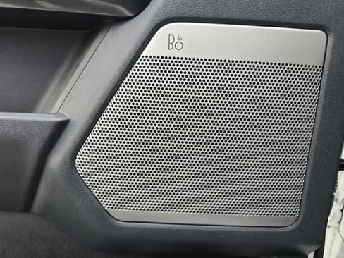 Used 2022 Ford F150 XLT w/ Equipment Group 302A High image 18