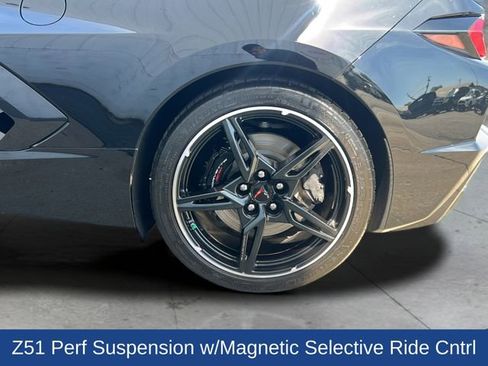 Used 2024 Chevrolet Corvette Stingray w/ Z51 Performance Package image 28