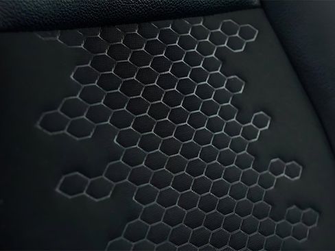 Used 2019 Land Rover Discovery Sport SE image 52