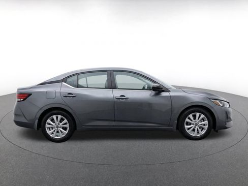 Used 2025 Nissan Sentra S FWD image 10