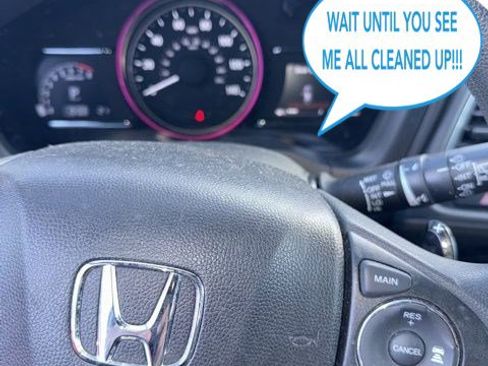 Used 2019 Honda HR-V EX image 8