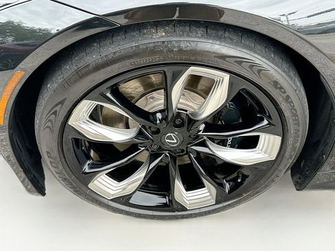 Used 2024 Lexus LC 500 Convertible w/ Touring Package RWD image 31
