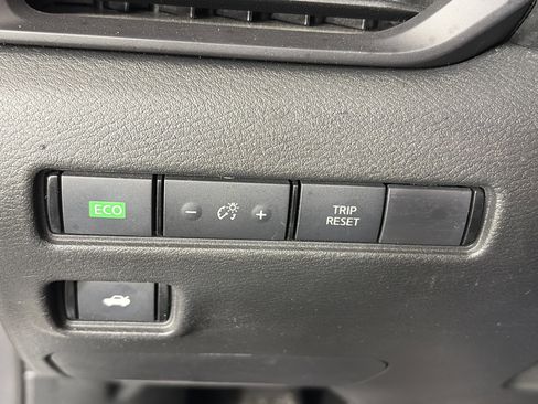 Used 2021 Nissan Sentra S FWD image 27