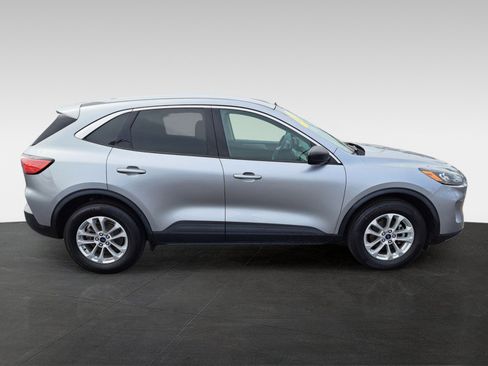 Used 2022 Ford Escape SE AWD/4WD image 4