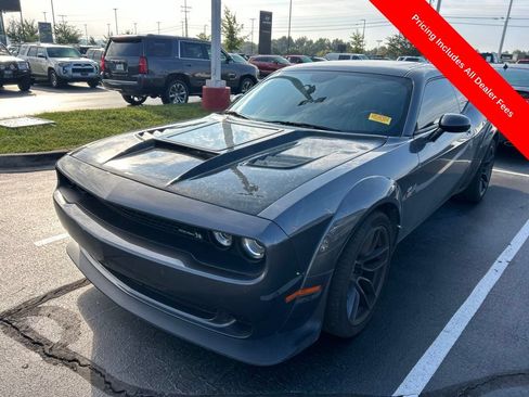 Used 2022 Dodge Challenger R/T Scat Pack RWD image 12