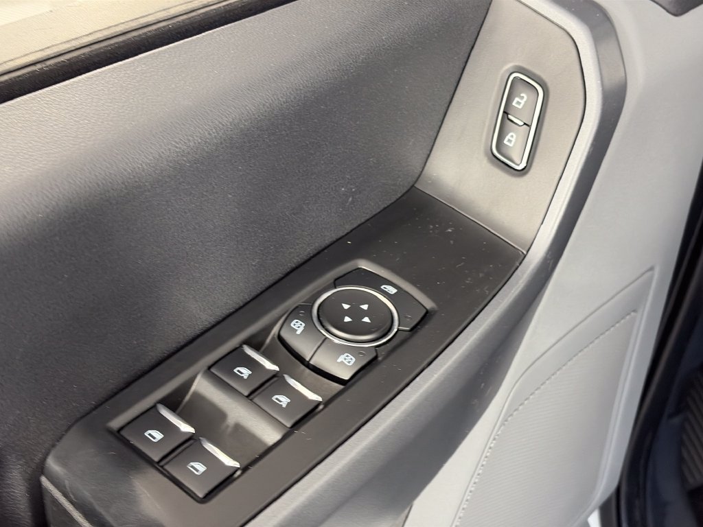 Used 2023 Ford F250 XL w/ STX Appearance Package AWD/4WD image 25