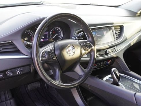 Used 2021 Buick Enclave Essence w/ Sport Touring Edition image 20