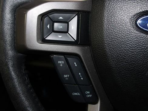 Used 2018 Ford Expedition XLT w/ Equipment Group 202A image 24