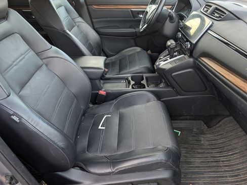 Used 2018 Honda CR-V Touring image 12