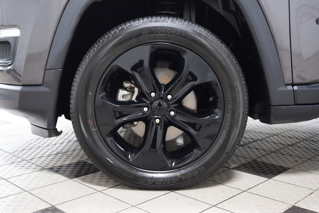 Used 2020 Jeep Compass Latitude AWD/4WD image 28