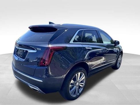 Used 2024 Cadillac XT5 Premium Luxury w/ Technology Package AWD/4WD image 7