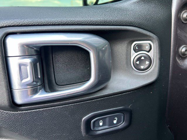 Used 2021 Jeep Wrangler Unlimited Sport AWD/4WD image 12