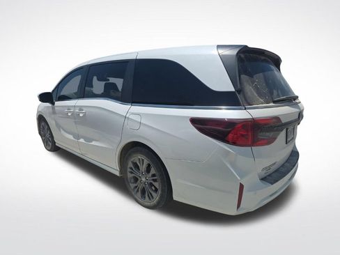 Used 2025 Honda Odyssey Touring image 7