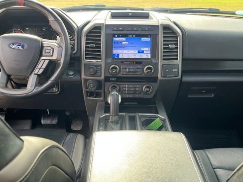 Used 2018 Ford F150 Raptor w/ Equipment Group 802A Luxury image 22