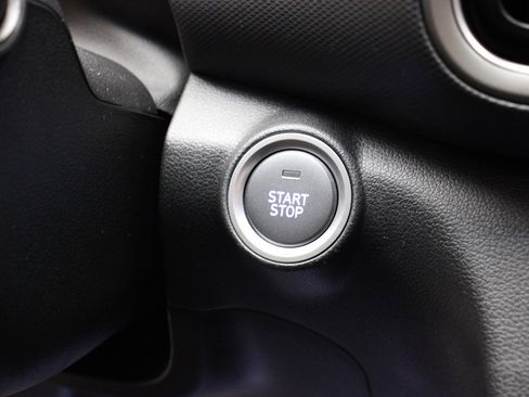 Used 2023 Hyundai Kona Limited image 37