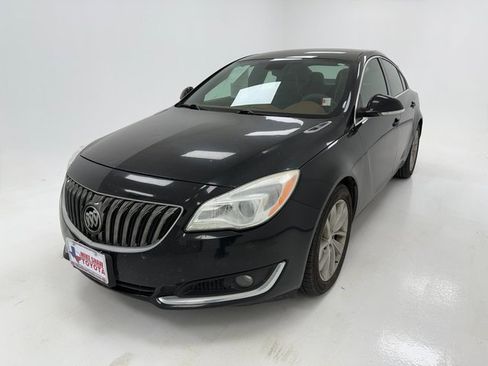 Used 2016 Buick Regal image 4