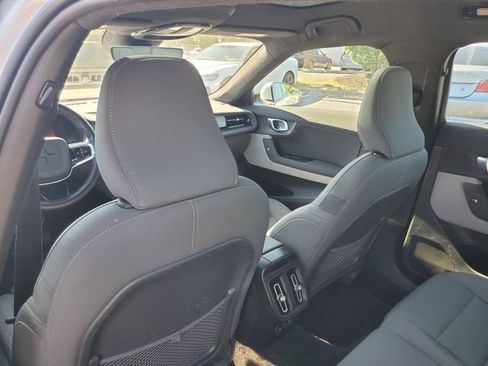 Used 2021 Toyota RAV4 LE AWD/4WD image 51