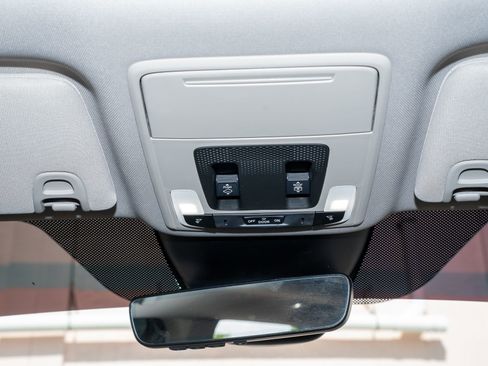 Certified 2025 Honda Pilot Touring image 29