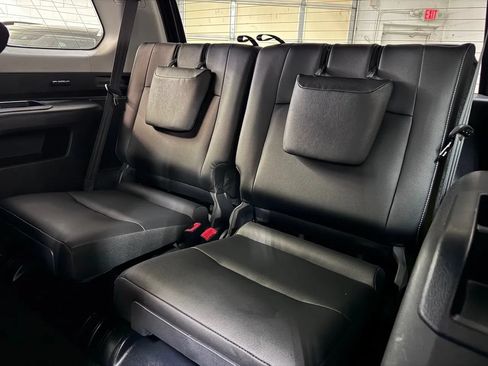 Used 2016 Toyota 4Runner SR5 Premium RWD image 16