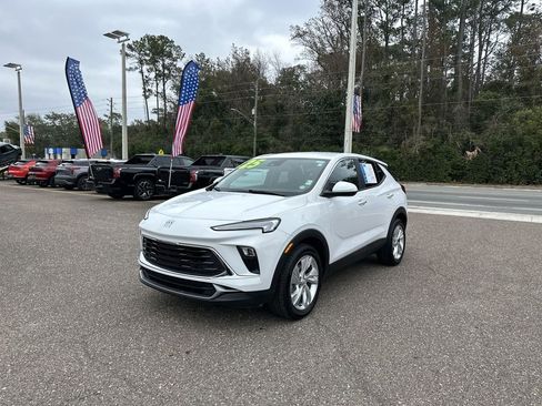 Used 2025 Buick Encore GX Preferred image 12