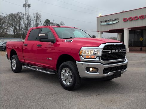 Used 2024 RAM 2500 Big Horn w/ Bed Utility Group image 7