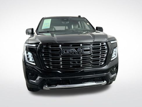 Used 2025 GMC Yukon XL Denali Ultimate AWD/4WD image 2