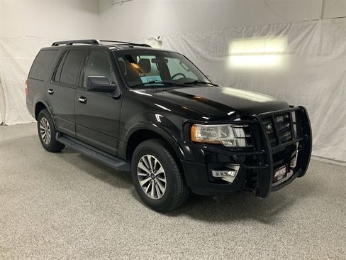 Used 2017 Ford Expedition XLT AWD/4WD image 6