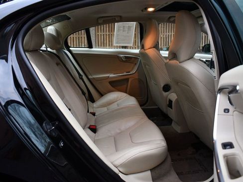 Used 2013 Volvo S60 T5 image 25