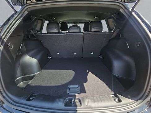 New 2025 Jeep Compass Latitude image 31