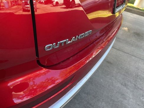 New 2025 Mitsubishi Outlander SEL image 19