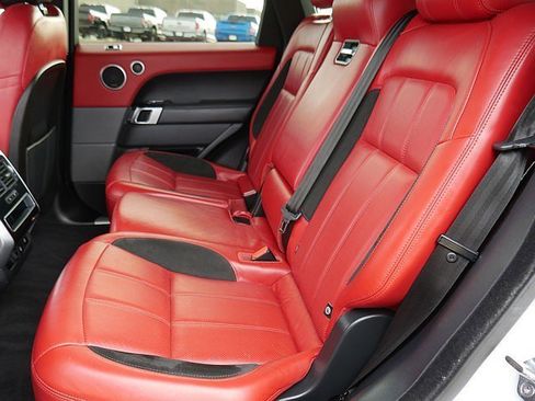 Used 2021 Land Rover Range Rover Sport HSE Dynamic image 16